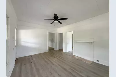 300 Ferry Street, Abbeville, SC 29620 - Photo 8