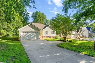 151 E Mountain Creek Rd, Greenville, SC 29609 - Photo 1