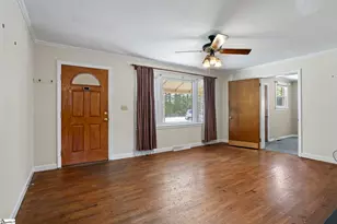 208 Shady Glen Dr, Greer, SC 29651 - Photo 2