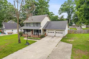 215 Bendingwood Cir, Taylors, SC 29687 - Photo 1