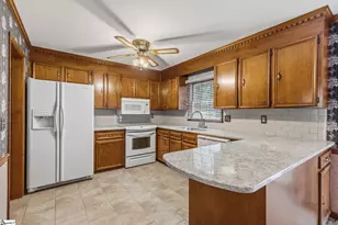 101 Bridgeton Dr, Greenville, SC 29615 - Photo 12
