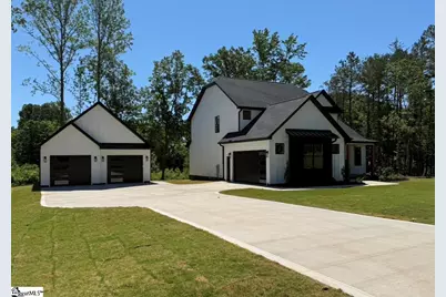 668 Flynn Road, Greer, SC 29651 - Photo 4