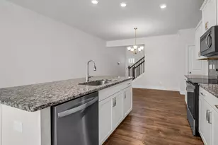 205 Reynard Trl, Greenville, SC 29609 - Photo 12