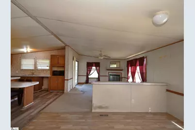 1390 1st Avenue, Starr, SC 29684 - Photo 6