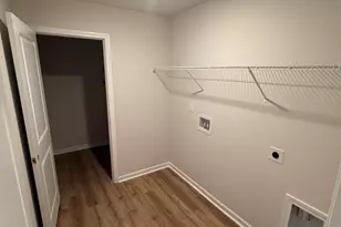100 Huff Dr, Greenville, SC 29611 - Photo 6