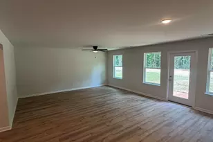 100 Huff Dr, Greenville, SC 29611 - Photo 4