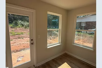 128 Barwood Circle, Greenville, SC 29611 - Photo 6