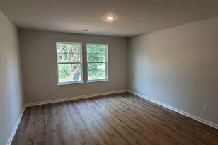128 Barwood Cir, Greenville, SC 29611 - Photo 2