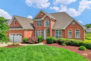 401 Ladykirk Ln, Greer, SC 29650 - Photo 2