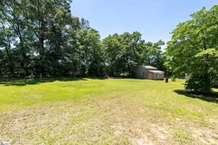 136 Bagwell St, Easley, SC 29640 - Photo 40