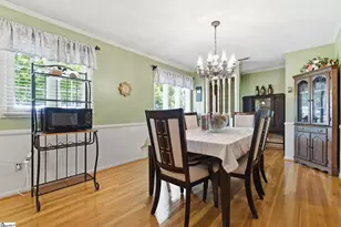 136 Bagwell St, Easley, SC 29640 - Photo 6
