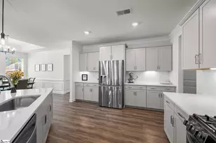 200 Chippy Rd, Greer, SC 29650 - Photo 10