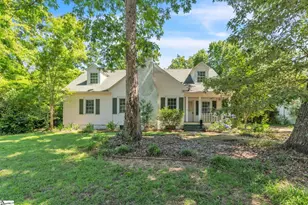 206 W Farley Ave, Laurens, SC 29360 - Photo 1