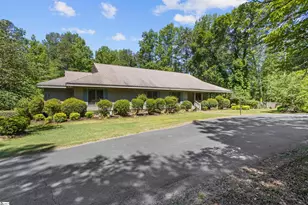 109 Indian Creek Rd, Spartanburg, SC 29302 - Photo 1