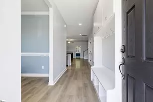 913 Ash Grv Wy, Boiling Springs, SC 29316 - Photo 4