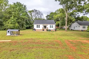 404 Burrell St, Pendleton, SC 29670 - Photo 26
