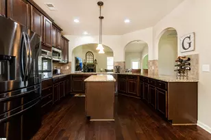 226 Lovelace Ct, Simpsonville, SC 29681 - Photo 4