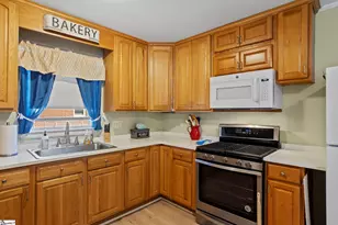 111 Forestdale Dr, Taylors, SC 29687 - Photo 14