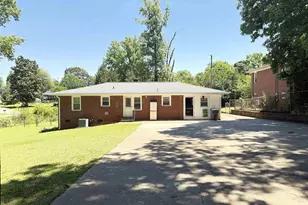 13 Lynhurst Dr, Greenville, SC 29611 - Photo 16