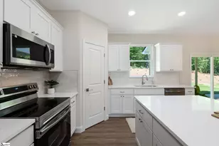 946 Tubbs Mountain Rd, Travelers Rest, SC 29690 - Photo 14
