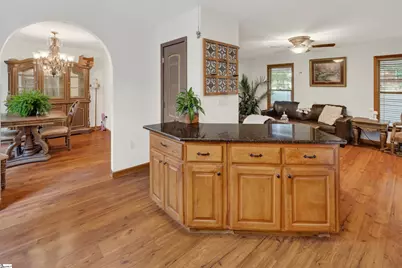 149 Lake Forest Circle, Easley, SC 29642 - Photo 8