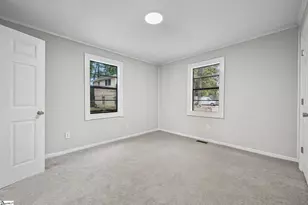 208 Phillips St, Anderson, SC 29625 - Photo 14