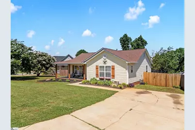 531 Plantation Creek Drive, Boiling Springs, SC 29316 - Photo 4