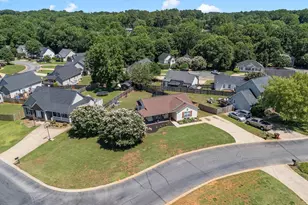 531 Plantation Creek Dr, Boiling Springs, SC 29316 - Photo 6