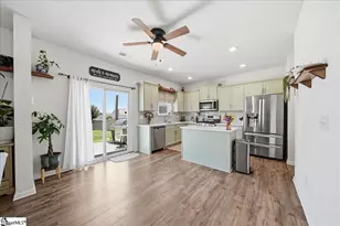 8 Garden Hill Rd, Simpsonville, SC 29680 - Photo 6