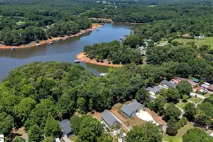 425 Lakewood Dr, Townville, SC 29689 - Photo 12