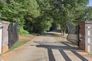 301 S Bennetts Bridge Rd, Greer, SC 29651 - Photo 8