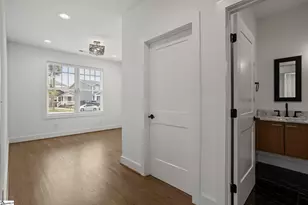 2 Elm St, Greenville, SC 29605 - Photo 22