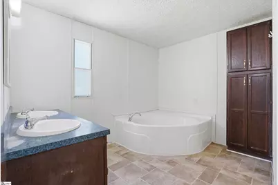 1171 Old Pelzer Road, Piedmont, SC 29673 - Photo 8