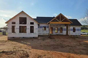 994 Bumblebee Ln, Wellford, SC 29385 - Photo 2