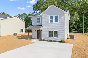 704 Laurel St, Honea Path, SC 29654 - Photo 2