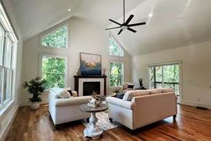 34 Nora Dr, Greenville, SC 29609 - Photo 2