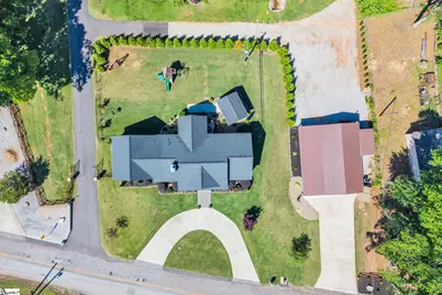 6 Phillips Drive, Travelers Rest, SC 29690 - Photo 4