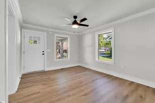 108 McDade St, Greenville, SC 29611 - Photo 2