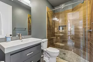 4 Calhoun Hl Wy, Greenville, SC 29601 - Photo 18