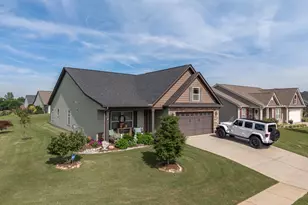 336 Meadowmoor Rd, Greer, SC 29651 - Photo 2
