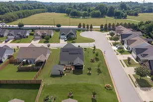 336 Meadowmoor Rd, Greer, SC 29651 - Photo 42