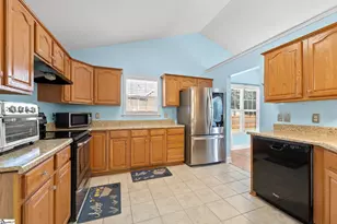 6 Huntley Ct, Simpsonville, SC 29681 - Photo 8