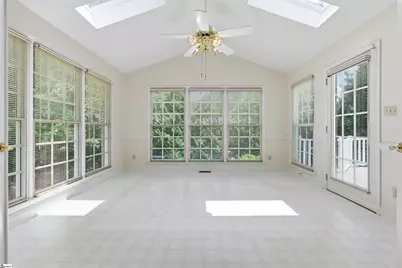 110 W Killarney Lake, Moore, SC 29369 - Photo 12