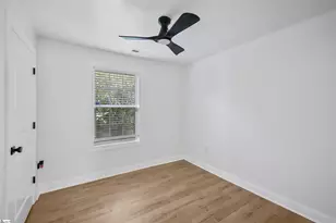 106 N 3rd St, Easley, SC 29640 - Photo 18