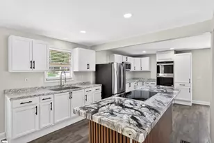 1 Woodleigh Dr, Taylors, SC 29687 - Photo 10