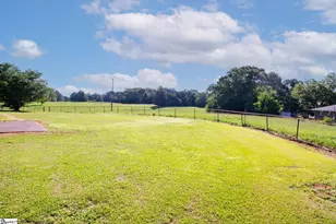 230 Jenkins Cir, Townville, SC 29689 - Photo 8