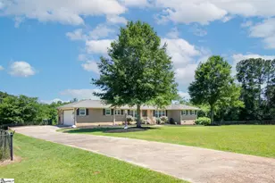 230 Jenkins Cir, Townville, SC 29689 - Photo 4