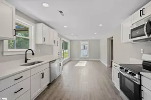 115 Hammond Ave, Greer, SC 29651 - Photo 6