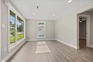 115 Hammond Ave, Greer, SC 29651 - Photo 2