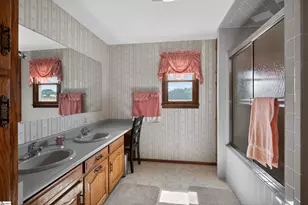145 Old Sanders Rd, Pendleton, SC 29670 - Photo 16